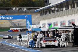 Pistopp Andy Priaulx (GBR) BMW Team RMG BMW M3 DTM 18.10.2013, DTM Round 10, Hockenheim, Germany, Friday.