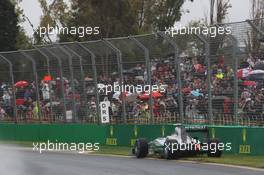 Lewis Hamilton (GBR) Mercedes AMG F1 W04 stops after a spin during qualifying, from which he recovered. 16.03.2013. Formula 1 World Championship, Rd 1, Australian Grand Prix, Albert Park, Melbourne, Australia, Qualifying Day.