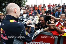 Adrian Newey (GBR) Red Bull Racing Chief Technical Officer signs autographs for the fans. 16.03.2013. Formula 1 World Championship, Rd 1, Australian Grand Prix, Albert Park, Melbourne, Australia, Qualifying Day.