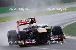 Jean-Eric Vergne (FRA) Scuderia Toro Rosso STR8. 16.03.2013. Formula 1 World Championship, Rd 1, Australian Grand Prix, Albert Park, Melbourne, Australia, Qualifying Day.