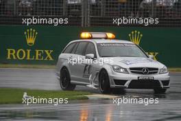 Alan Van Der Merwe (RSA) FIA Medical Car Driver runs reconnaissance laps in the rain. 16.03.2013. Formula 1 World Championship, Rd 1, Australian Grand Prix, Albert Park, Melbourne, Australia, Qualifying Day.