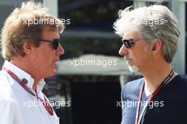 (L to R): Danny Sullivan (USA) FIA Steward with Damon Hill (GBR) Sky Sports Presenter. 16.03.2013. Formula 1 World Championship, Rd 1, Australian Grand Prix, Albert Park, Melbourne, Australia, Qualifying Day.