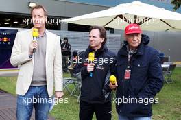 Christian Horner (GBR) Red Bull Racing Team Principal and Niki Lauda (AUT) Mercedes Non-Executive Chairman (Right) with RTL.  17.03.2013. Formula 1 World Championship, Rd 1, Australian Grand Prix, Albert Park, Melbourne, Australia, Race Day.