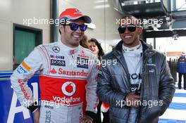 (L to R): Sergio Perez (MEX) McLaren with Lewis Hamilton (GBR) Mercedes AMG F1. 17.03.2013. Formula 1 World Championship, Rd 1, Australian Grand Prix, Albert Park, Melbourne, Australia, Race Day.