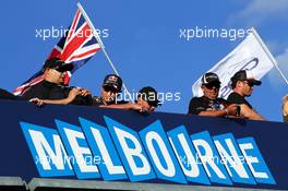 Fans above the Melbourne sign. 14.03.2013. Formula 1 World Championship, Rd 1, Australian Grand Prix, Albert Park, Melbourne, Australia, Preparation Day.
