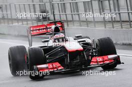 Jenson Button (GBR) McLaren MP4-28. 01.03.2013. Formula One Testing, Day Two, Barcelona, Spain.