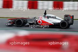 Jenson Button (GBR) McLaren MP4-28. 01.03.2013. Formula One Testing, Day Two, Barcelona, Spain.