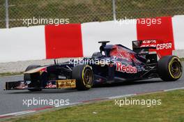 Daniel Ricciardo (AUS) Scuderia Toro Rosso STR8. 01.03.2013. Formula One Testing, Day Two, Barcelona, Spain.