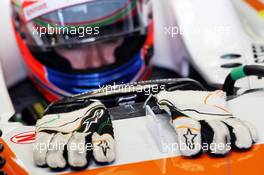 Paul di Resta (GBR) Sahara Force India VJM06 - Alpinestars gloves. 28.02.2013. Formula One Testing, Day One, Barcelona, Spain.