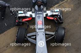 Sauber C32 nosecone and front suspension. 28.02.2013. Formula One Testing, Day One, Barcelona, Spain.