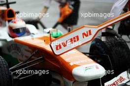 Paul di Resta (GBR) Sahara Force India VJM06 in the pits. 28.02.2013. Formula One Testing, Day One, Barcelona, Spain.