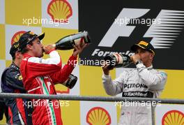 Fernando Alonso (ESP), Scuderia Ferrari, Sebastian Vettel (GER), Red Bull Racing and Lewis Hamilton (GBR), Mercedes Grand Prix  25.08.2013. Formula 1 World Championship, Rd 11, Belgian Grand Prix, Spa Francorchamps, Belgium, Race Day.