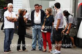 Jose Luis Alonso (ESP) (far left) with Ana Diaz (Beside): the father and mother of Fernando Alonso (ESP) Ferrari, plus other members of the family. 24.08.2013. Formula 1 World Championship, Rd 11, Belgian Grand Prix, Spa Francorchamps, Belgium, Qualifying Day.