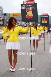 Grid girls. 25.08.2013. Formula 1 World Championship, Rd 11, Belgian Grand Prix, Spa Francorchamps, Belgium, Race Day.