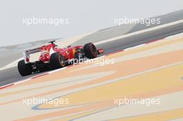 Fernando Alonso (ESP) Ferrari F138. 19.04.2013. Formula 1 World Championship, Rd 4, Bahrain Grand Prix, Sakhir, Bahrain, Practice Day