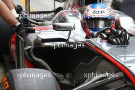 Jenson Button (GBR) McLaren MP4-28 sidepod detail. 19.04.2013. Formula 1 World Championship, Rd 4, Bahrain Grand Prix, Sakhir, Bahrain, Practice Day