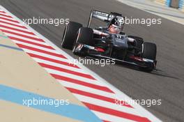 Nico Hulkenberg (GER) Sauber C32. 19.04.2013. Formula 1 World Championship, Rd 4, Bahrain Grand Prix, Sakhir, Bahrain, Practice Day