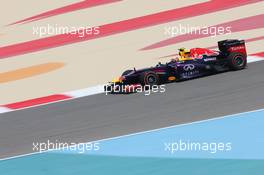 Mark Webber (AUS) Red Bull Racing RB9. 19.04.2013. Formula 1 World Championship, Rd 4, Bahrain Grand Prix, Sakhir, Bahrain, Practice Day