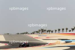 Daniel Ricciardo (AUS) Scuderia Toro Rosso STR8. 19.04.2013. Formula 1 World Championship, Rd 4, Bahrain Grand Prix, Sakhir, Bahrain, Practice Day