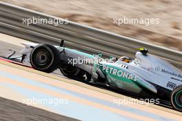 Lewis Hamilton (GBR) Mercedes AMG F1 W04. 19.04.2013. Formula 1 World Championship, Rd 4, Bahrain Grand Prix, Sakhir, Bahrain, Practice Day