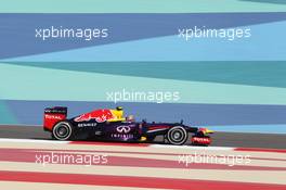 Mark Webber (AUS) Red Bull Racing RB9. 19.04.2013. Formula 1 World Championship, Rd 4, Bahrain Grand Prix, Sakhir, Bahrain, Practice Day