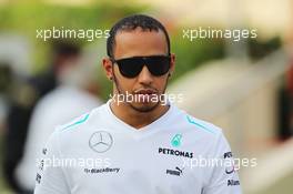 Lewis Hamilton (GBR) Mercedes AMG F1. 19.04.2013. Formula 1 World Championship, Rd 4, Bahrain Grand Prix, Sakhir, Bahrain, Practice Day