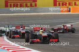 Sergio Perez (MEX) McLaren MP4-28. 21.04.2013. Formula 1 World Championship, Rd 4, Bahrain Grand Prix, Sakhir, Bahrain, Race Day