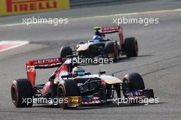 Jean-Eric Vergne (FRA) Scuderia Toro Rosso STR8 leads team mate Daniel Ricciardo (AUS) Scuderia Toro Rosso STR8. 21.04.2013. Formula 1 World Championship, Rd 4, Bahrain Grand Prix, Sakhir, Bahrain, Race Day