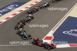 Sergio Perez (MEX) McLaren MP4-28. 21.04.2013. Formula 1 World Championship, Rd 4, Bahrain Grand Prix, Sakhir, Bahrain, Race Day