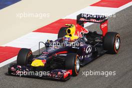 Mark Webber (AUS) Red Bull Racing RB9. 21.04.2013. Formula 1 World Championship, Rd 4, Bahrain Grand Prix, Sakhir, Bahrain, Race Day