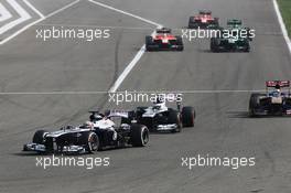 Pastor Maldonado (VEN) Williams FW35 leads Valtteri Bottas (FIN) Williams FW35. 21.04.2013. Formula 1 World Championship, Rd 4, Bahrain Grand Prix, Sakhir, Bahrain, Race Day