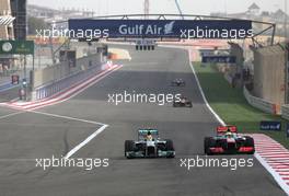 Lewis Hamilton (GBR), Mercedes Grand Prix and Sergio Perez (MEX), McLaren Mercedes  21.04.2013. Formula 1 World Championship, Rd 4, Bahrain Grand Prix, Sakhir, Bahrain, Race Day