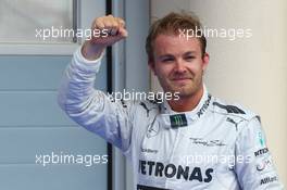 Pole position for Nico Rosberg (GER) Mercedes AMG F1.  20.04.2013. Formula 1 World Championship, Rd 4, Bahrain Grand Prix, Sakhir, Bahrain, Qualifying Day