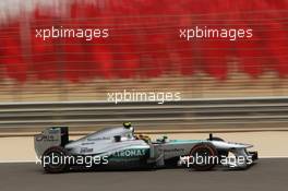 Lewis Hamilton (GBR) Mercedes AMG F1 W04. 20.04.2013. Formula 1 World Championship, Rd 4, Bahrain Grand Prix, Sakhir, Bahrain, Qualifying Day