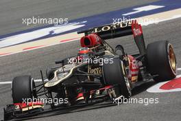 Kimi Raikkonen (FIN) Lotus F1 E21. 20.04.2013. Formula 1 World Championship, Rd 4, Bahrain Grand Prix, Sakhir, Bahrain, Qualifying Day