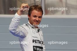 Nico Rosberg (GER) Mercedes AMG F1 celebrates his pole position in parc ferme. 20.04.2013. Formula 1 World Championship, Rd 4, Bahrain Grand Prix, Sakhir, Bahrain, Qualifying Day