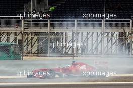 Fernando Alonso (ESP) Ferrari F138 spins in the third practice session. 20.04.2013. Formula 1 World Championship, Rd 4, Bahrain Grand Prix, Sakhir, Bahrain, Qualifying Day