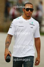 Lewis Hamilton (GBR) Mercedes AMG F1. 20.04.2013. Formula 1 World Championship, Rd 4, Bahrain Grand Prix, Sakhir, Bahrain, Qualifying Day