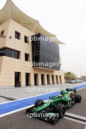 Giedo van der Garde (NLD) Caterham CT03. 20.04.2013. Formula 1 World Championship, Rd 4, Bahrain Grand Prix, Sakhir, Bahrain, Qualifying Day