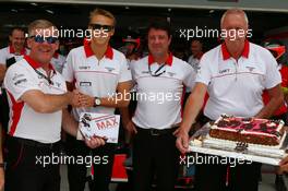 Max Chilton (GBR) Marussia F1 Team celebrates his 22nd birthday with the team. 21.04.2013. Formula 1 World Championship, Rd 4, Bahrain Grand Prix, Sakhir, Bahrain, Race Day