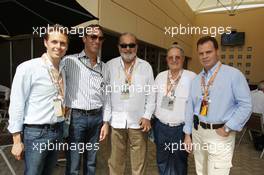 Carlos Slim Sr (MEX) Telmex and America Movil Chairman and Chief Executive (Centre) with his son Carlos Slim Jr (MEX) (Second Left). 21.04.2013. Formula 1 World Championship, Rd 4, Bahrain Grand Prix, Sakhir, Bahrain, Race Day