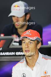 Jenson Button (GBR) McLaren in the FIA Press Conference. 18.04.2013. Formula 1 World Championship, Rd 4, Bahrain Grand Prix, Sakhir, Bahrain, Preparation Day