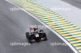 Daniel Ricciardo (AUS), Scuderia Toro Rosso  22.11.2013. Formula 1 World Championship, Rd 19, Brazilian Grand Prix, Sao Paulo, Brazil, Practice Day.