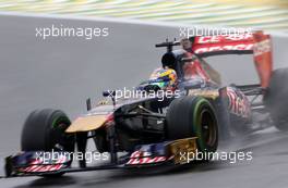 Jean-Eric Vergne (FRA), Scuderia Toro Rosso   22.11.2013. Formula 1 World Championship, Rd 19, Brazilian Grand Prix, Sao Paulo, Brazil, Practice Day.