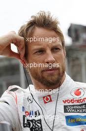 Jenson Button (GBR) McLaren on the grid. 24.11.2013. Formula 1 World Championship, Rd 19, Brazilian Grand Prix, Sao Paulo, Brazil, Race Day.