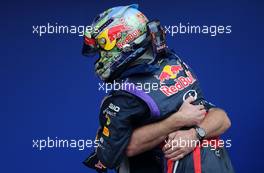 Christian Horner (GBR), Red Bull Racing, Sporting Director and Sebastian Vettel (GER), Red Bull Racing  24.11.2013. Formula 1 World Championship, Rd 19, Brazilian Grand Prix, Sao Paulo, Brazil, Race Day.