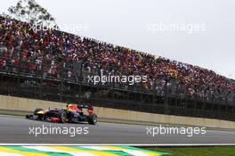 Sebastian Vettel (GER) Red Bull Racing RB9. 24.11.2013. Formula 1 World Championship, Rd 19, Brazilian Grand Prix, Sao Paulo, Brazil, Race Day.