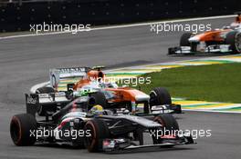 Esteban Gutierrez (MEX) Sauber C32. 24.11.2013. Formula 1 World Championship, Rd 19, Brazilian Grand Prix, Sao Paulo, Brazil, Race Day.