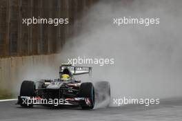 Esteban Gutierrez (MEX) Sauber C32. 23.11.2013. Formula 1 World Championship, Rd 19, Brazilian Grand Prix, Sao Paulo, Brazil, Qualifying Day.