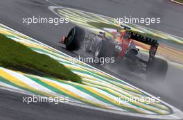 Sebastian Vettel (GER), Red Bull Racing  23.11.2013. Formula 1 World Championship, Rd 19, Brazilian Grand Prix, Sao Paulo, Brazil, Qualifying Day.